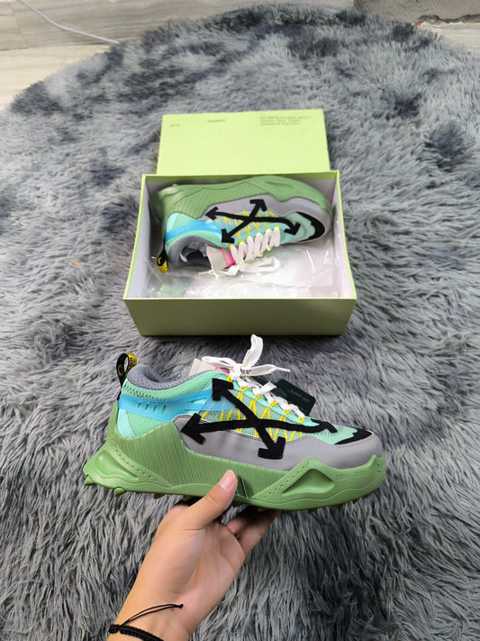 OFF-WHITE