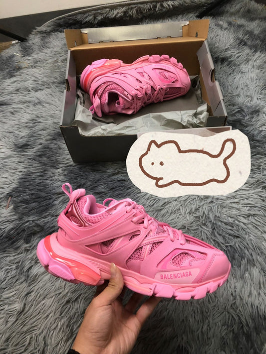 BALENCIAGA