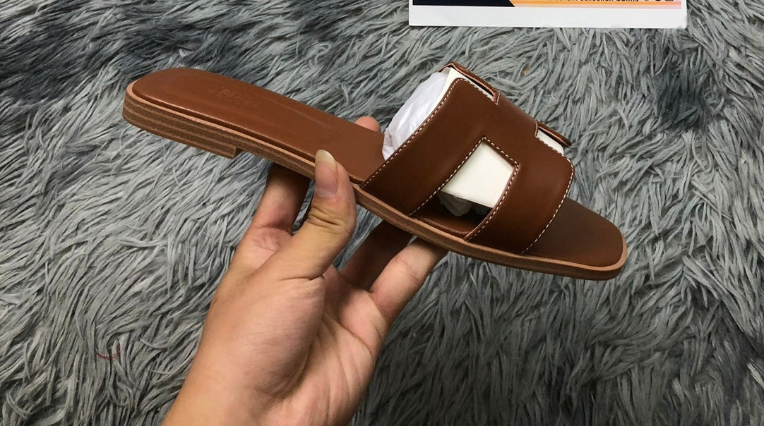 Hermès Oran Sandals