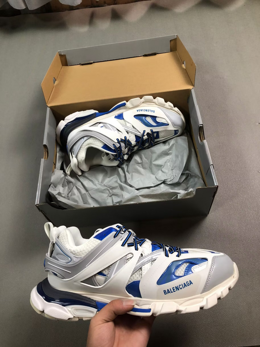 BALENCIAGA